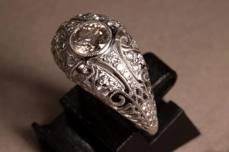 Bague 1925 diamant brun