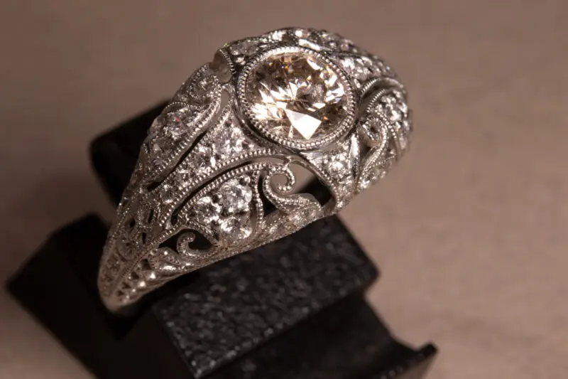 Bague 1925 diamant brun